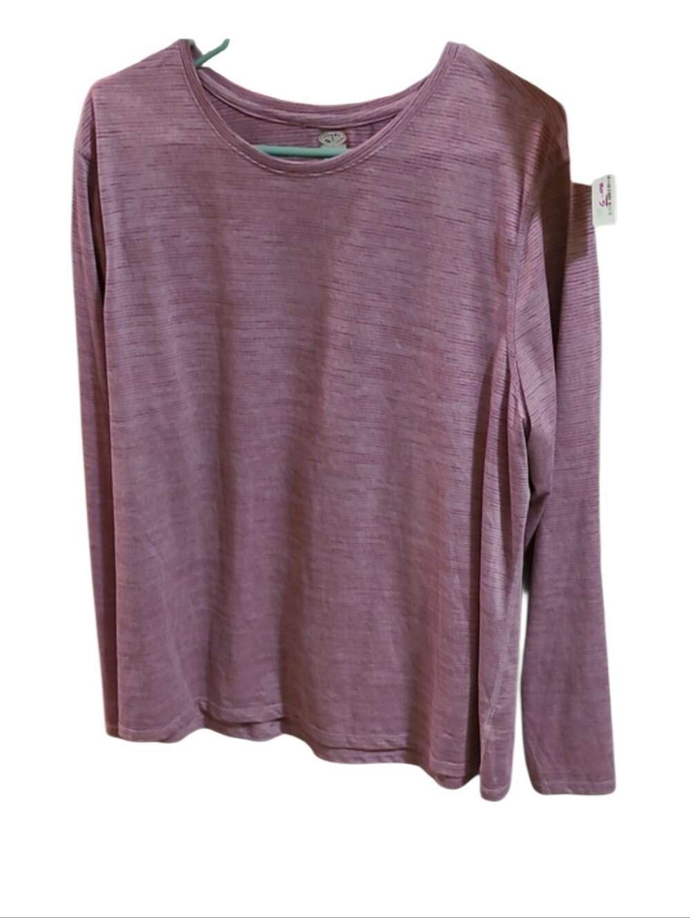 Athletic Works Mauve Long-Sleeve Crew Neck Tee